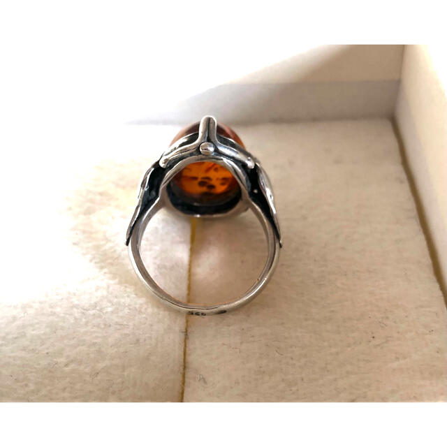 MALAIKA(マライカ)の琥珀アンバーリングSV925 レディースのアクセサリー(リング(指輪))の商品写真