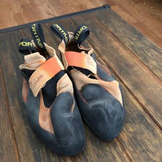 スポルティバ(LA SPORTIVA)のボルダリング　ジュース　LA SPORTIVA python(登山用品)