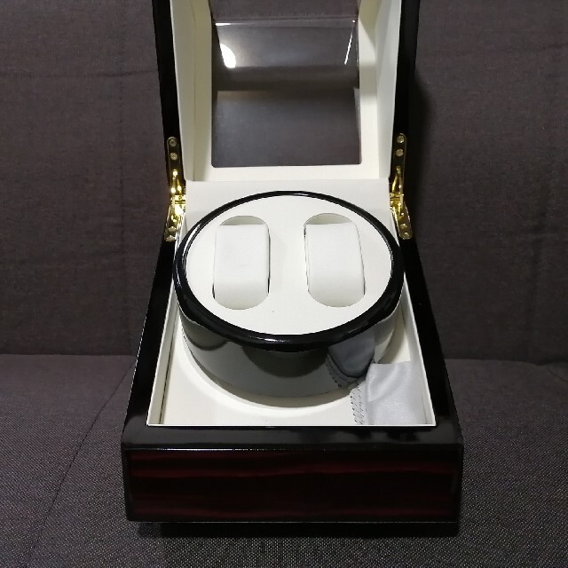 【ジャンク】腕時計　ワインディングマシーン　２本収納 メンズの時計(その他)の商品写真