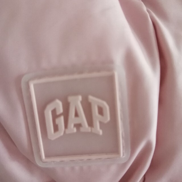 GAP Kids(ギャップキッズ)の裏ボアベスト キッズ/ベビー/マタニティのキッズ服女の子用(90cm~)(ジャケット/上着)の商品写真