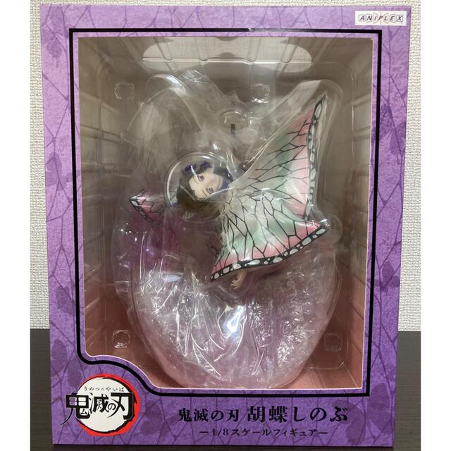 缶バッジ【新品未開封】アニプレックス 胡蝶しのぶ 1/8スケールフィギュア