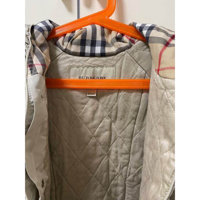 BURBERRY(バーバリー)のバーバリー　女の子　コート110cm キッズ/ベビー/マタニティのキッズ服女の子用(90cm~)(ジャケット/上着)の商品写真