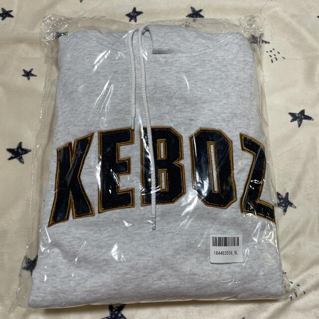 KEBOZ x FREAK'S STORE ARCH LOGO SWEAT メンズのトップス(パーカー)の商品写真