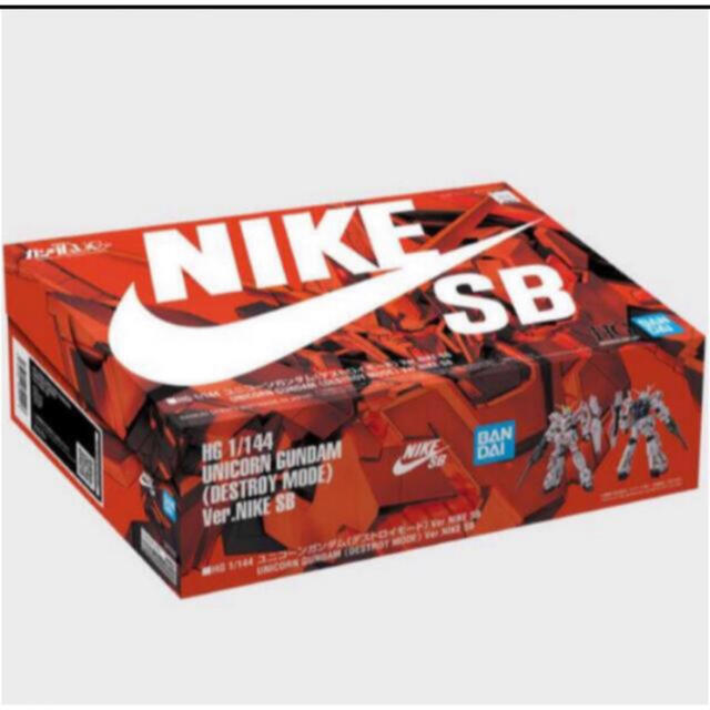 ユニコーンガンダム（デストロイモード） Ver.NIKE SB