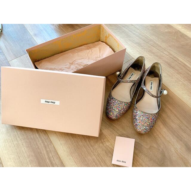 驚きの価格 miumiu - ミュウミュウ MIUMIU グリッターフラットシューズ