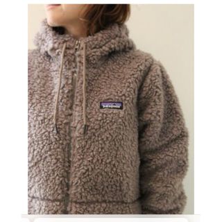 パタゴニア(patagonia)のPatagoniaパタゴニア　ダスティメサパーカ　新品未使用タグつきＳサイズ(その他)