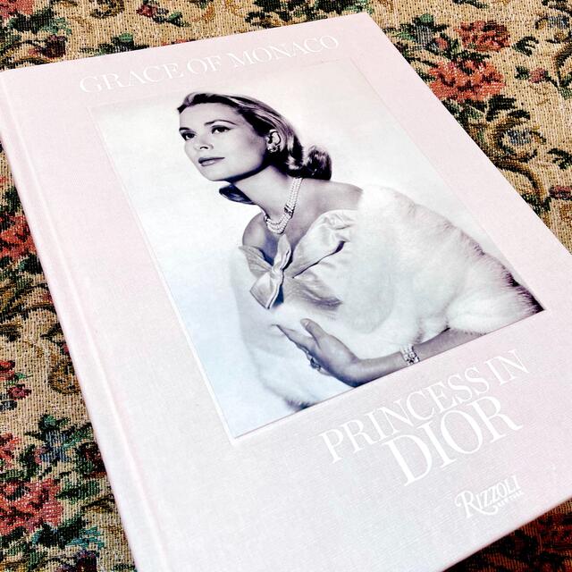 Christian Dior(クリスチャンディオール)の新品 DIOR ディオール 洋書 グレース・ケリー クリスチャン・ディオール エンタメ/ホビーの本(洋書)の商品写真