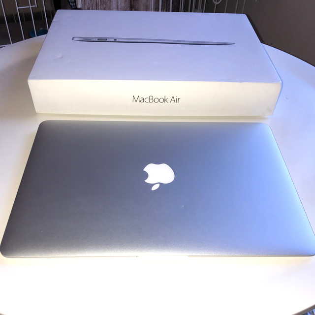 APPLE MacBook Air MJVG2J/A Core i5 4,096 - ノートPC