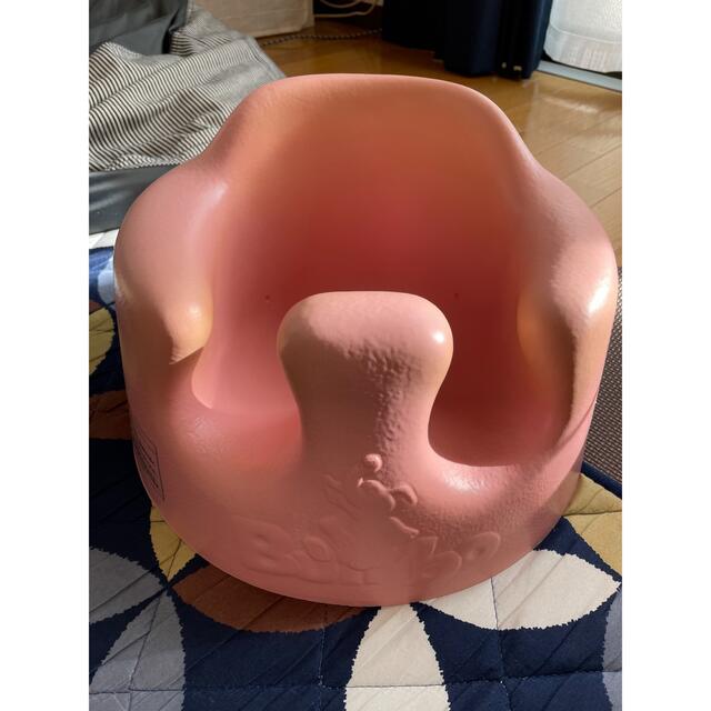 Bumbo(バンボ)のバンボ　ピンク キッズ/ベビー/マタニティの授乳/お食事用品(その他)の商品写真