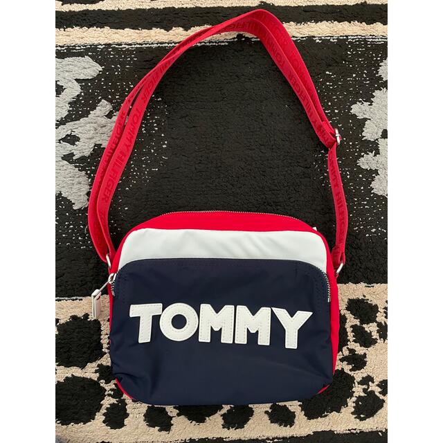 TOMMY HILFIGER(トミーヒルフィガー)の☆TOMMY HILHIGER☆軽くて使いやすい！ショルダーバッグ レディースのバッグ(ショルダーバッグ)の商品写真