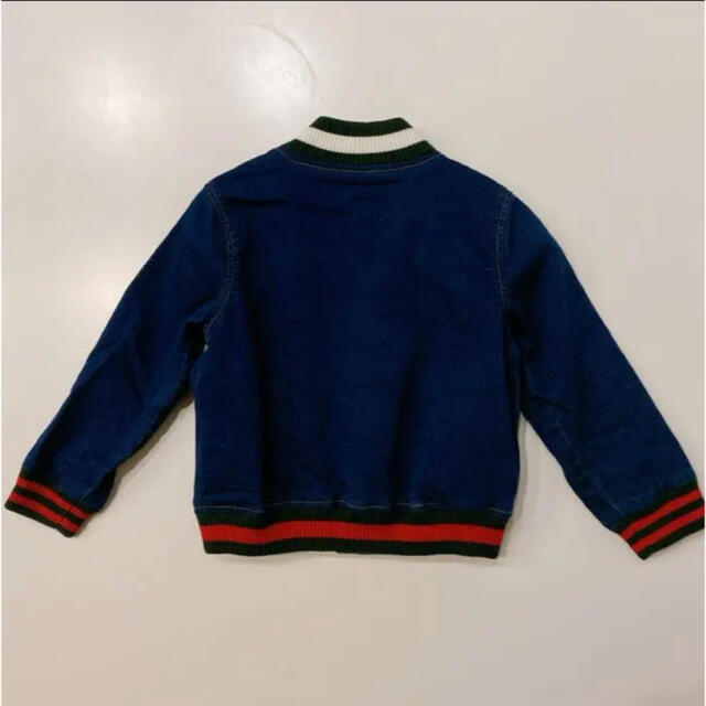 Gucci(グッチ)の美品 GUCCI 定価6万円 Gジャン デニムジャケット ロゴ ライン キッズ/ベビー/マタニティのキッズ服男の子用(90cm~)(ジャケット/上着)の商品写真