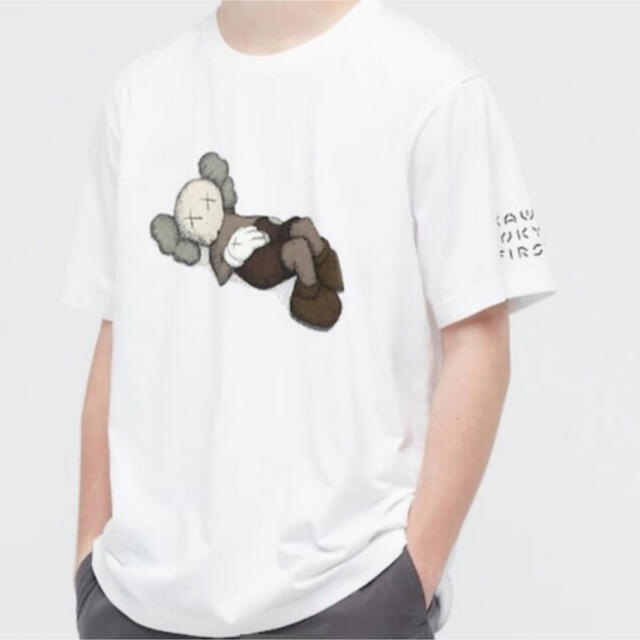 UNIQLO(ユニクロ)のKAWS ユニクロ Tシャツ L UNIQLO Tシャツ 新品未開封 メンズのトップス(Tシャツ/カットソー(半袖/袖なし))の商品写真