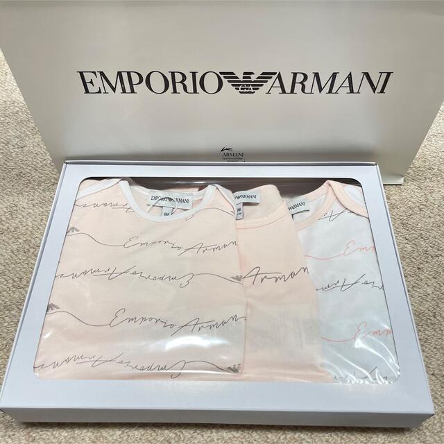大切な人へのギフト探し Emporio Armani - アルマーニ ベビー ロンパース 大切な人へのギフト探し Emporio Armani - アルマーニ ベビー ロンパース