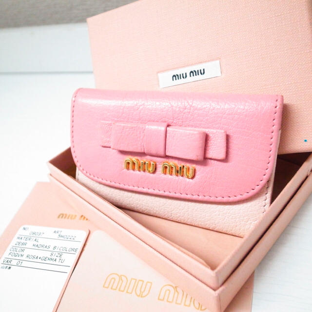 新品！miumiu リボンキーケース