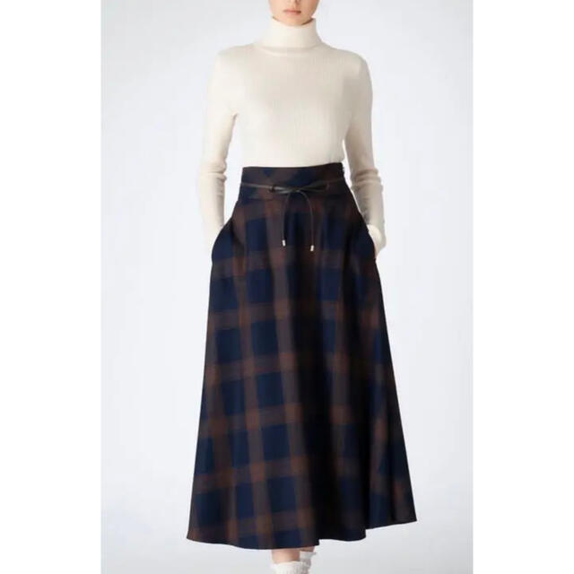 BURBERRY BLUE LABEL(バーバリーブルーレーベル)の♡ブルーレーベルクレストブリッジ チェック スカート 36♡ レディースのスカート(ロングスカート)の商品写真