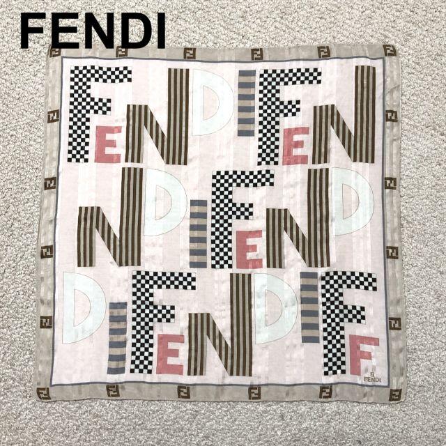 FENDI(フェンディ)のFENDI フェンディ スカーフ 56×56 小さめ ロゴ レディースのファッション小物(バンダナ/スカーフ)の商品写真
