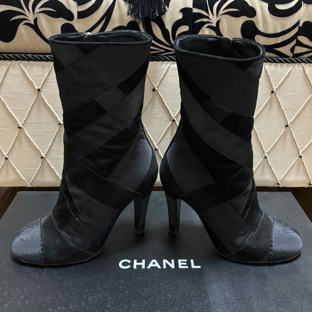 CHANEL(シャネル)の◇◆◇ CHANEL ◆◇◇ 美品 ◆ブーツ◆ レディースの靴/シューズ(ブーツ)の商品写真