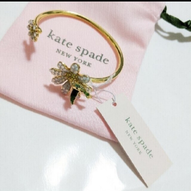 kate spade new york(ケイトスペードニューヨーク)のみか様専用【新品】kate spade ケイトスペード デイジーブレスレット レディースのアクセサリー(ブレスレット/バングル)の商品写真