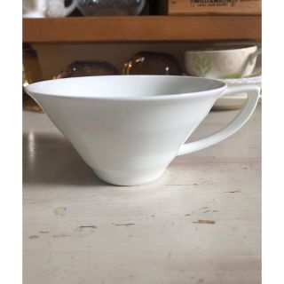 ノリタケ(Noritake)のノリタケ　ホワイトカップ　ボーンチャイナ　NORITAKE(グラス/カップ)