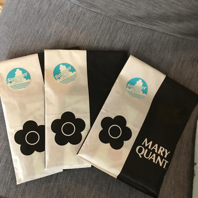 MARY QUANT(マリークワント)のMARY QUANT ハンカチタオル　3セット レディースのファッション小物(ハンカチ)の商品写真