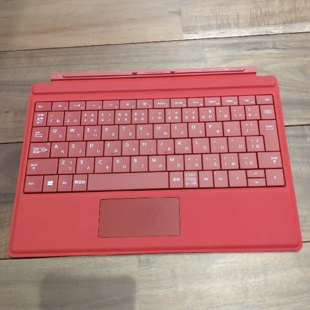 Microsoft(マイクロソフト)の２個　Microsoft surface type cover Red 1654 スマホ/家電/カメラのPC/タブレット(PC周辺機器)の商品写真