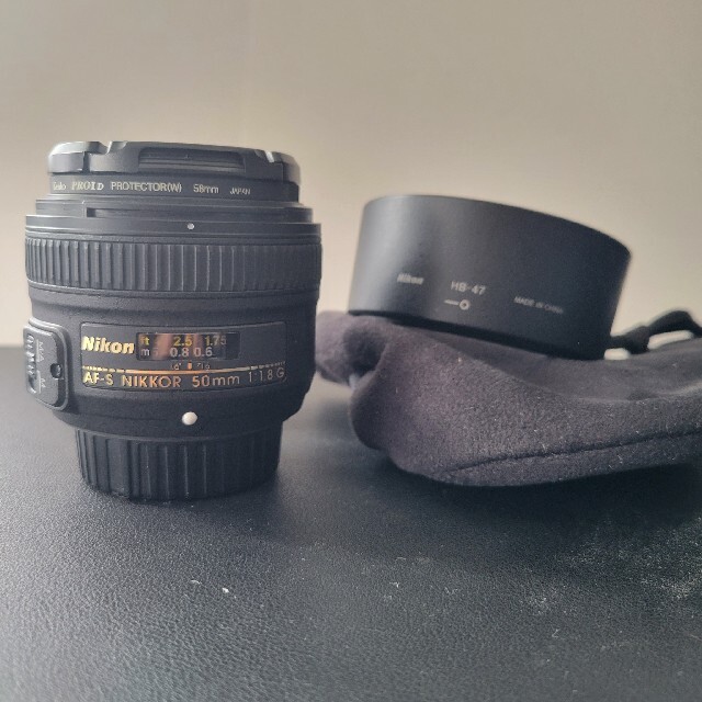 定番 Nikon - 美品　AF-S NIKKOR 50mm f/1.8G　フィルター付き レンズ(単焦点)