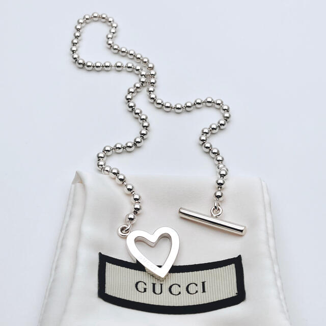 Gucci(グッチ)の美品 gucci グッチ ハートモチーフ ボールチェーンネックレス シルバー レディースのアクセサリー(ネックレス)の商品写真