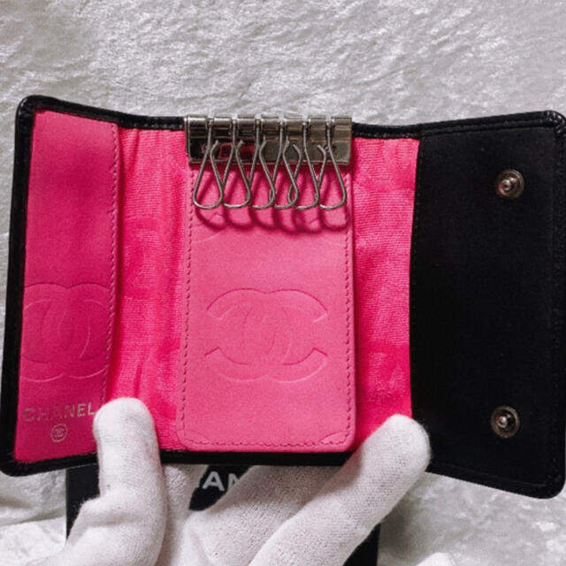 超美品】CHANEL カンボンライン 6連 キーケース ファッション小物 超美品】CHANEL カンボンライン 6連 キーケース ファッション小物