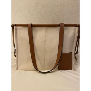 ロエベ(LOEWE)のloewe クッショントートバッグ スモール(トートバッグ)