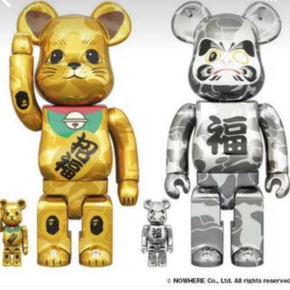 メディコムトイ(MEDICOM TOY)のBE@RBRICK BAPE 招き猫 金メッキ&達磨 銀メッキ100%&400%(フィギュア)