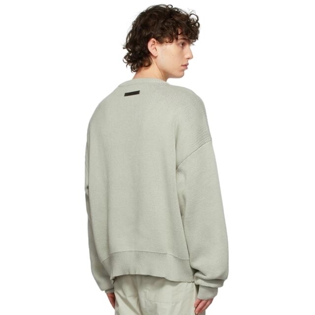 FEAR OF GOD(フィアオブゴッド)のエッセンシャルズ SSENSE 限定 グリーン プルオーバー セーター XS メンズのトップス(ニット/セーター)の商品写真