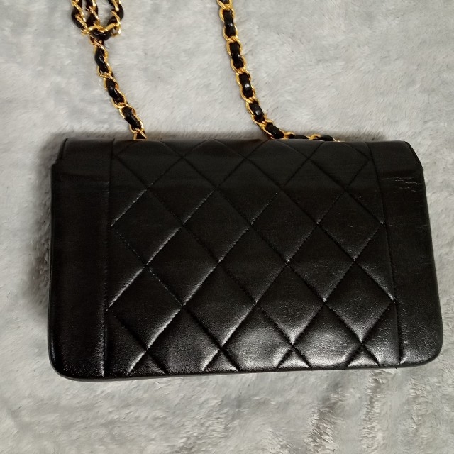 CHANEL(シャネル)のシャネル♡ヴィンテージ♡　　ダイアナマトラッセ レディースのバッグ(ショルダーバッグ)の商品写真