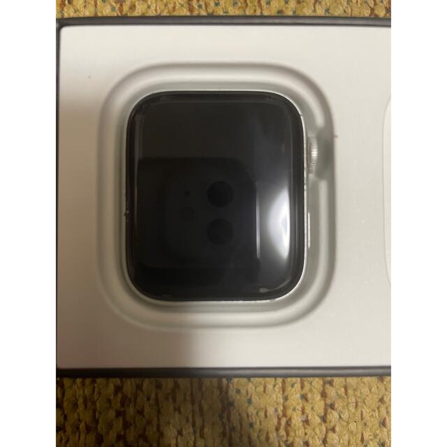 Apple Watch(アップルウォッチ)のApple Watch 4 44mm NIKE GPS アルミ シルバー スマホ/家電/カメラのスマートフォン/携帯電話(その他)の商品写真