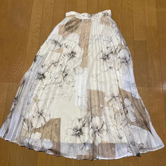 Ameri VINTAGE(アメリヴィンテージ)のameri HOLLY VINTAGE PLEATS SKIRT レディースのスカート(ロングスカート)の商品写真