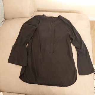 ザラ(ZARA)のZARA ブラックシャツ(シャツ/ブラウス(長袖/七分))