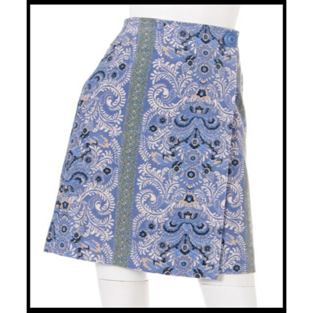 Lily Brown(リリーブラウン)のlily brown オリエンタルプリントスカート レディースのスカート(ミニスカート)の商品写真