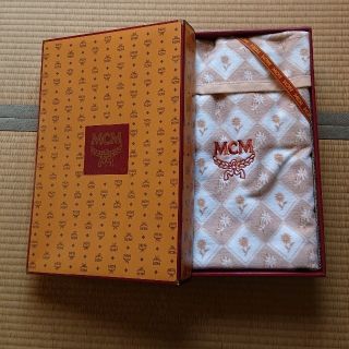 MCM ロゴ　綿ジャガード毛布　未使用品