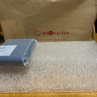 BRAIN SLEEP PILLOW(枕)