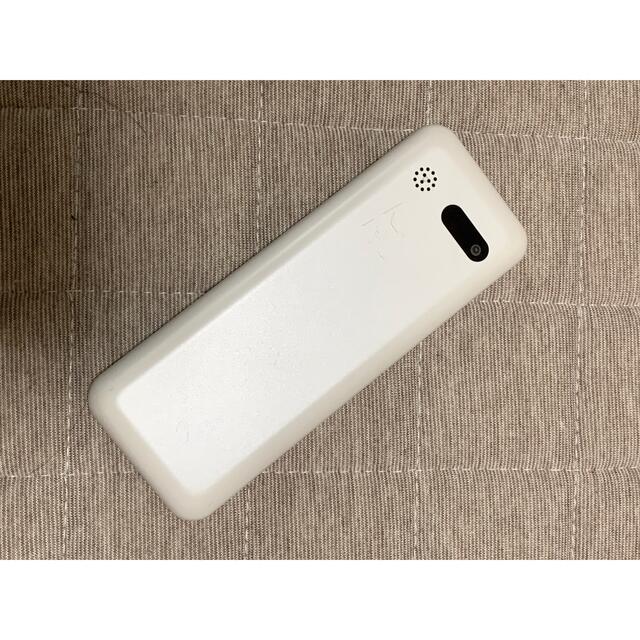 Softbank(ソフトバンク)のワイモバイル　Simply 603SI ホワイト　SIMロック解除済 スマホ/家電/カメラのスマートフォン/携帯電話(携帯電話本体)の商品写真