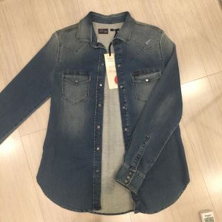 ディーゼル(DIESEL)のりんごさん【新品】DIESEL デニムシャツ(シャツ/ブラウス(長袖/七分))