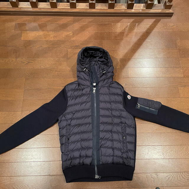 MONCLER ダウンジャケット 3