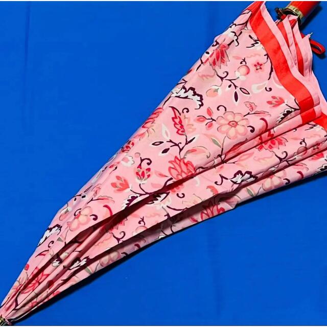 Estee Lauder(エスティローダー)の折り畳み傘　エスティローダー レディースのファッション小物(傘)の商品写真