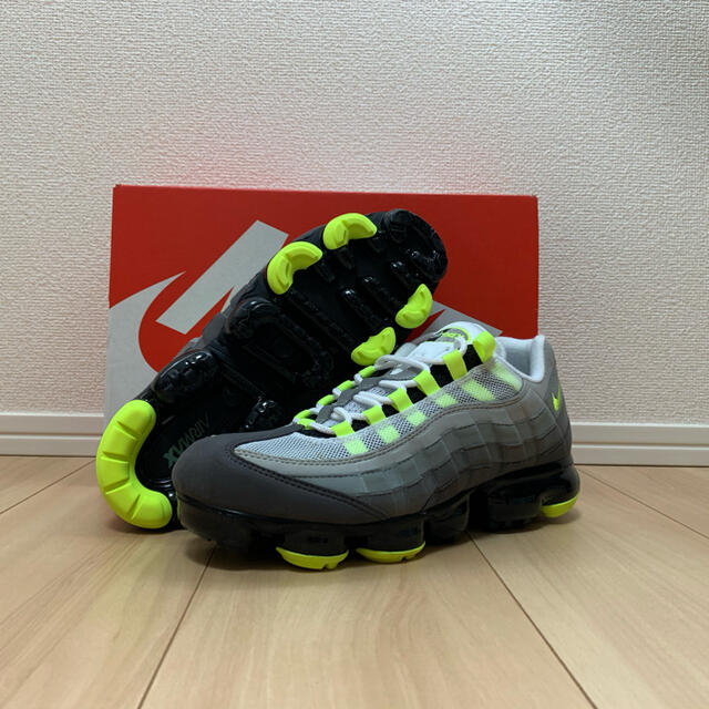 NIKE AIR VAPORMAX '95