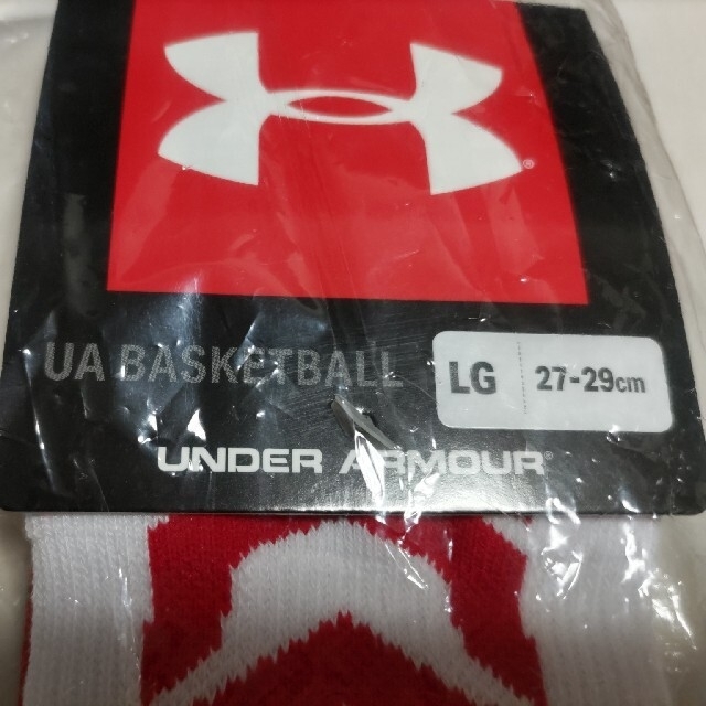 UNDER ARMOUR(アンダーアーマー)の新品　アンダーアーマー　靴下　白　27〜29cm メンズのレッグウェア(ソックス)の商品写真