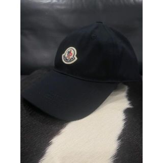 モンクレール(MONCLER)の【即完売の名品】MONCLERモンクレール/スタンダードロゴ/キャップ黒/新品　(キャップ)