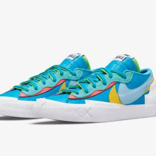 ナイキ(NIKE)のNIKE sacai  KAWS blazer  low(スニーカー)