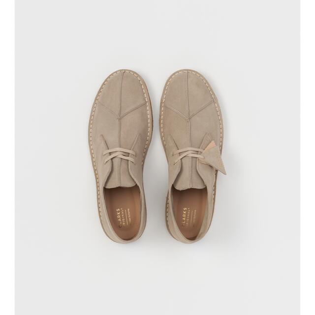 Hender Scheme(エンダースキーマ)のエンダースキーマ  クラークス 別注 コラボ デザートブーツ サンドベージュ メンズの靴/シューズ(ブーツ)の商品写真