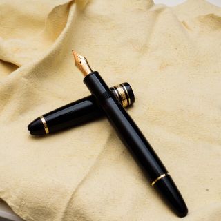 モンブラン(MONTBLANC)の万年筆 マイスターシュテュック 146(ペン/マーカー)