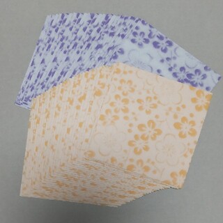 越前和紙 折り紙サイズ 同柄2色60枚セット 9センチ正方形 花柄 オレンジ・紫(カード/レター/ラッピング)