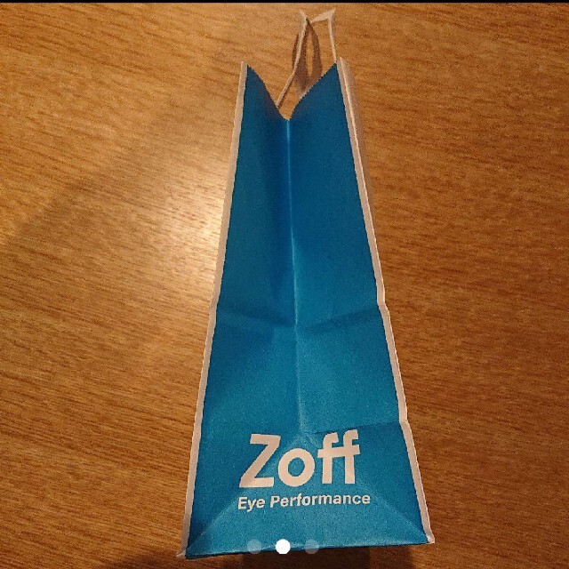 Zoff(ゾフ)のzoff ショップ紙袋 レディースのバッグ(ショップ袋)の商品写真